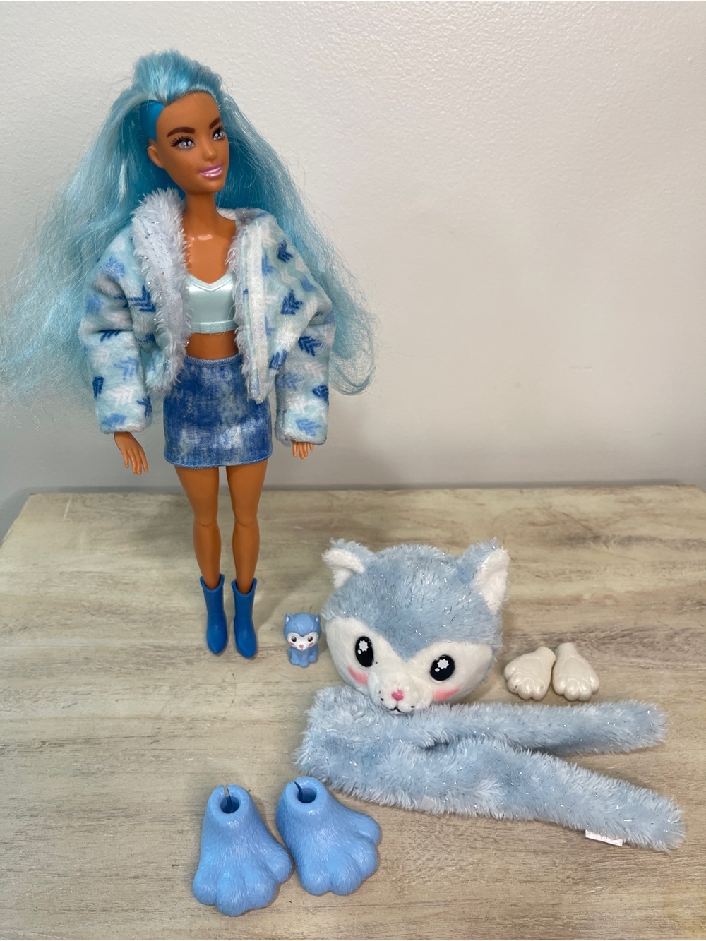 Barbie Cutie Reveal Snowflake with